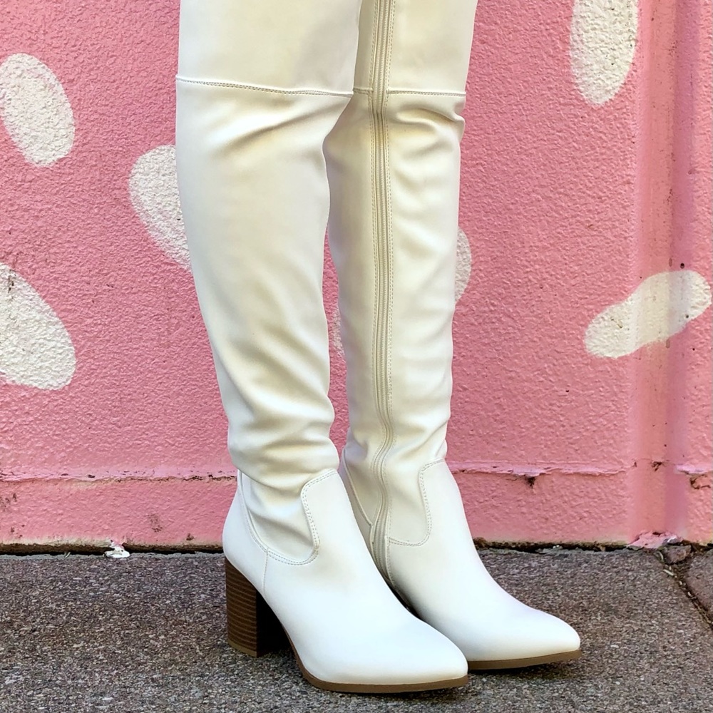 ⚡FINAL SALE! White Vegan Leather Over The Knee Boots - Picture 7 of 7